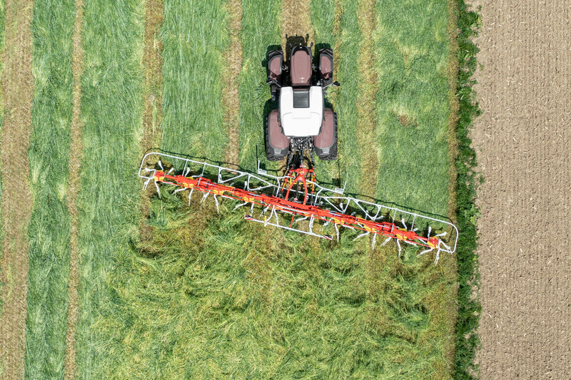 Навесная ворошилка HIT