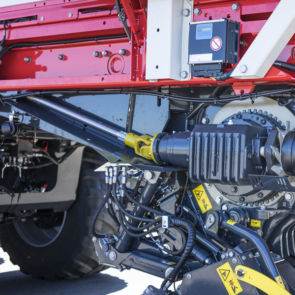 Многофункциональные роторные прицепы-подборщики JUMBO 8000