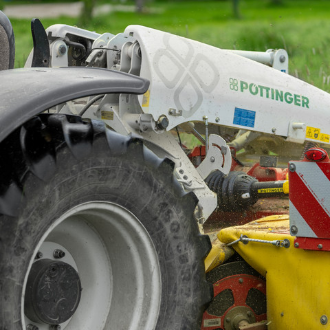 NOVACAT ALPHA MOTION Фронтальные косилки