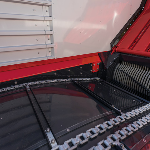 Многофункциональные роторные прицепы-подборщики JUMBO 8000