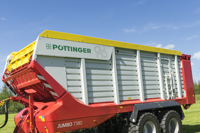 Многофункциональные роторные прицепы-подборщики JUMBO 8000