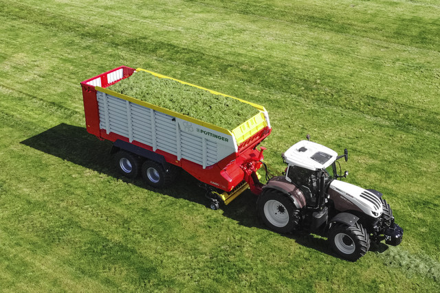 Многофункциональные роторные прицепы-подборщики JUMBO 8000