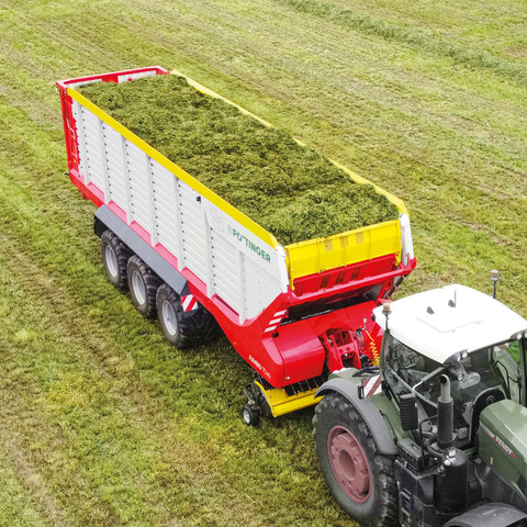 Многофункциональные роторные прицепы-подборщики JUMBO 8000