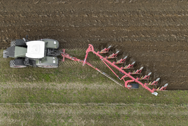 Плуг SERVO T 6000